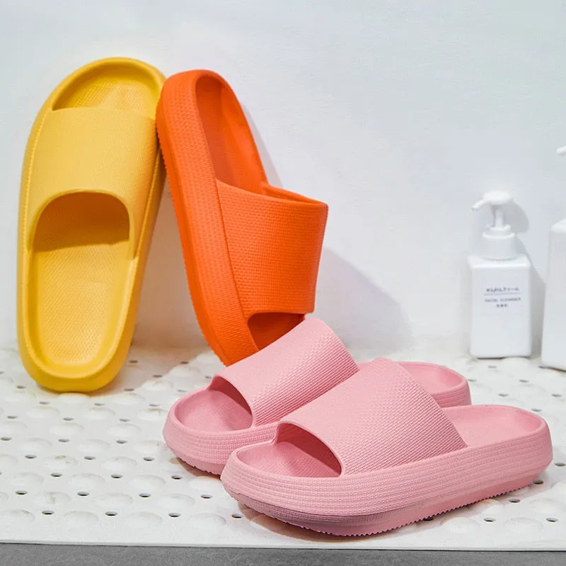 All Seasons Home Couple Slippers for Women and Men Bathing Non-Slip Thick-Soled Slides Indoor Trendy Slippers