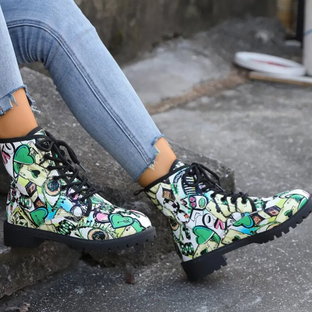 Betterthy Lace Up Thickened Boots: A Graffiti-Inspired Fashion Statement for the Trendy Outdoors
