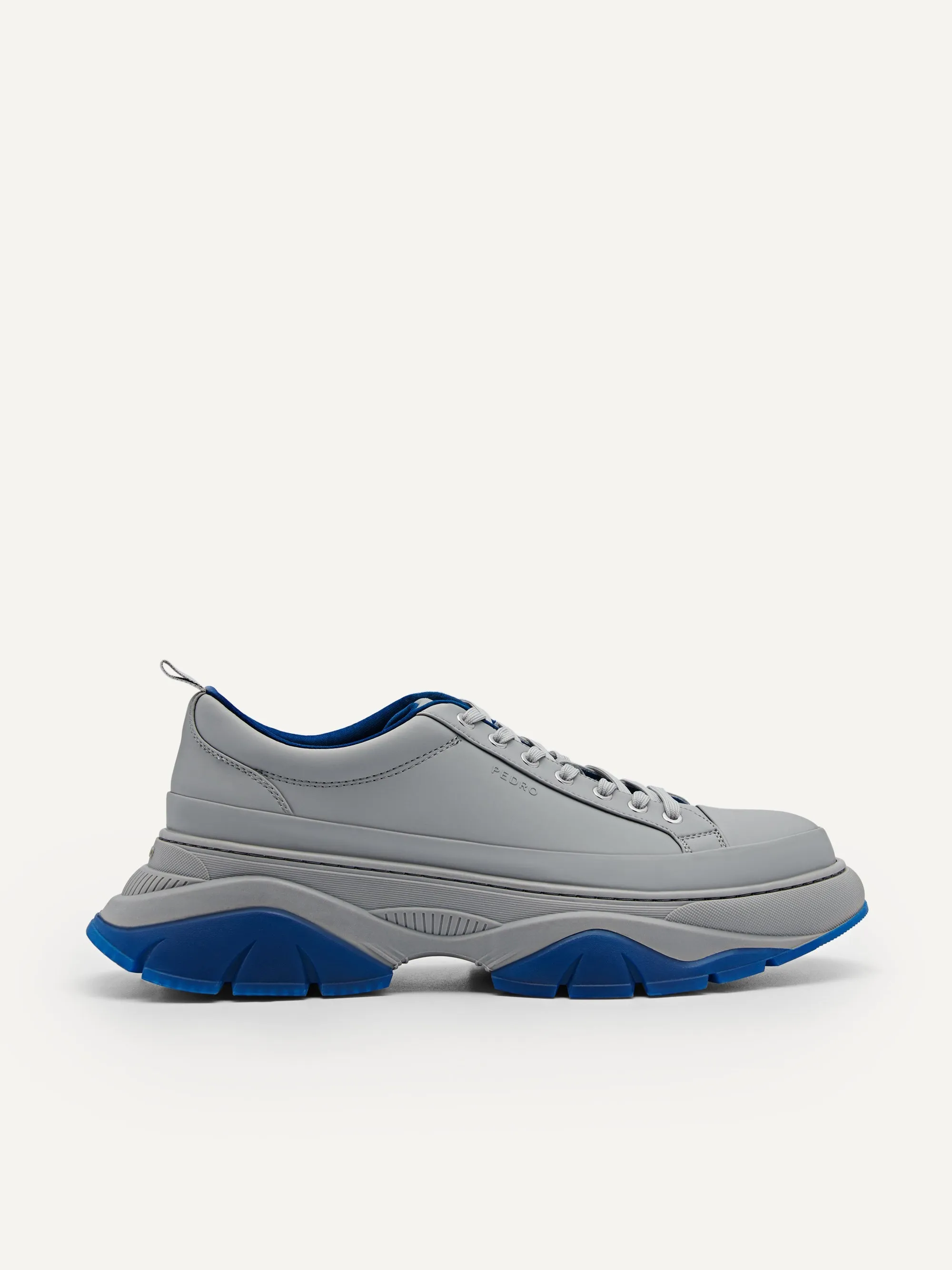 Hybrix Sneakers