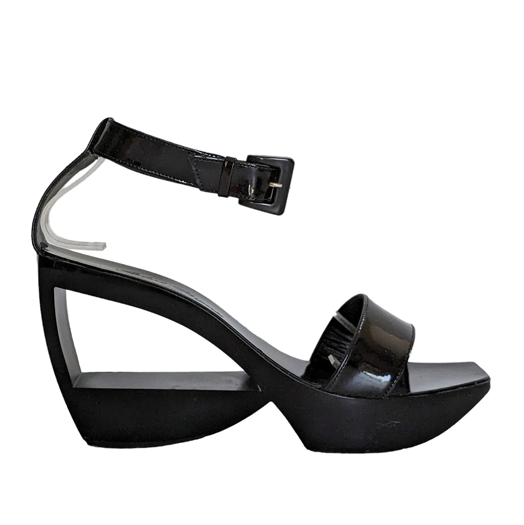 Robert Clergerie Mod Sandals Size 9