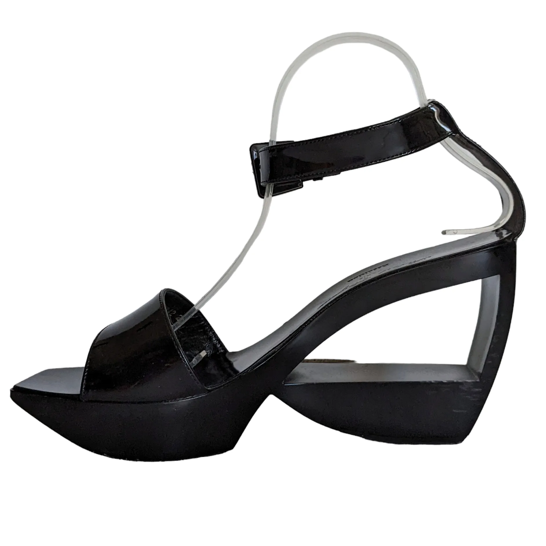 Robert Clergerie Mod Sandals Size 9
