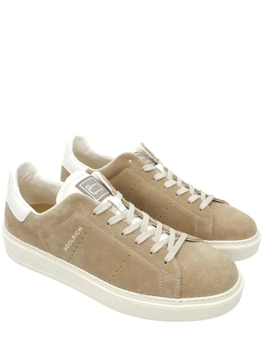 Sneakers classic court in pelle scamosciata con dettagli a contrasto